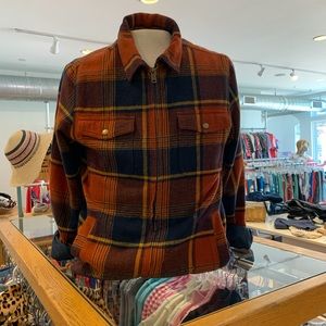 Men’s flannel zip up